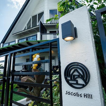 Jacobs Hill Tagaytay Bed & Breakfast Tagaytay City Exterior photo